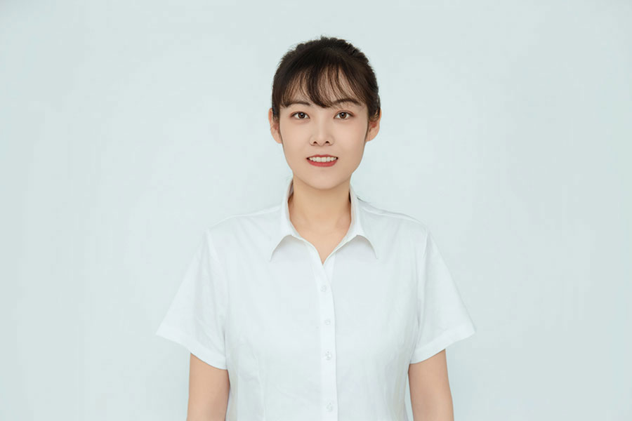 崔姗姗-数学教师.jpg