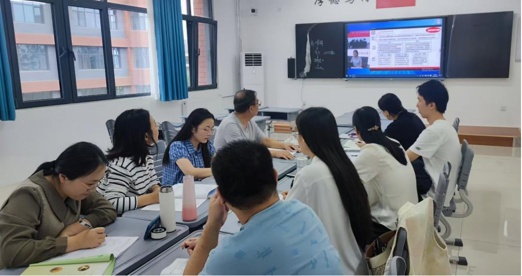借名校教育理念，绘德雅化学蓝图——济南德雅高级中学化学组集体教研活动